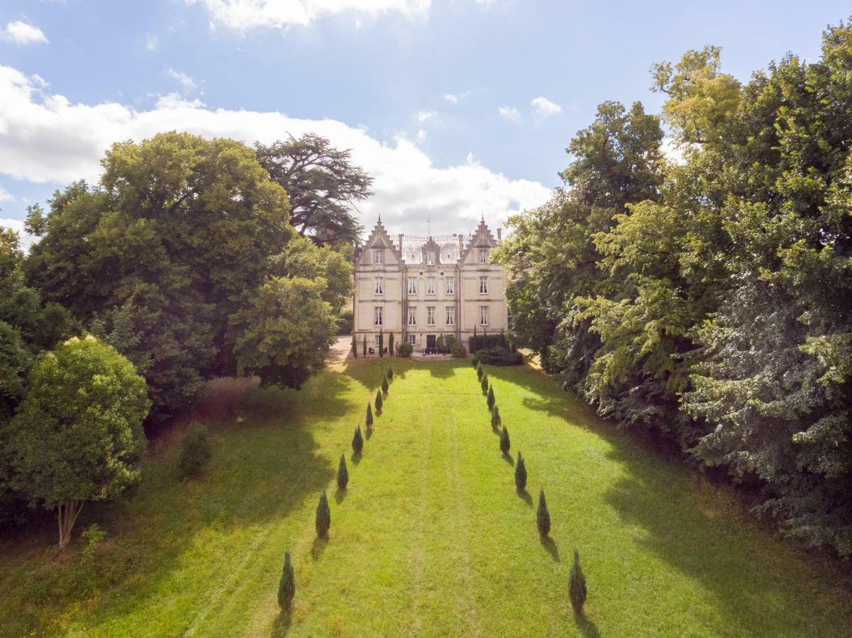 Chateau Le Parc De Mirambeau Hotel Mirambeau  Exterior photo