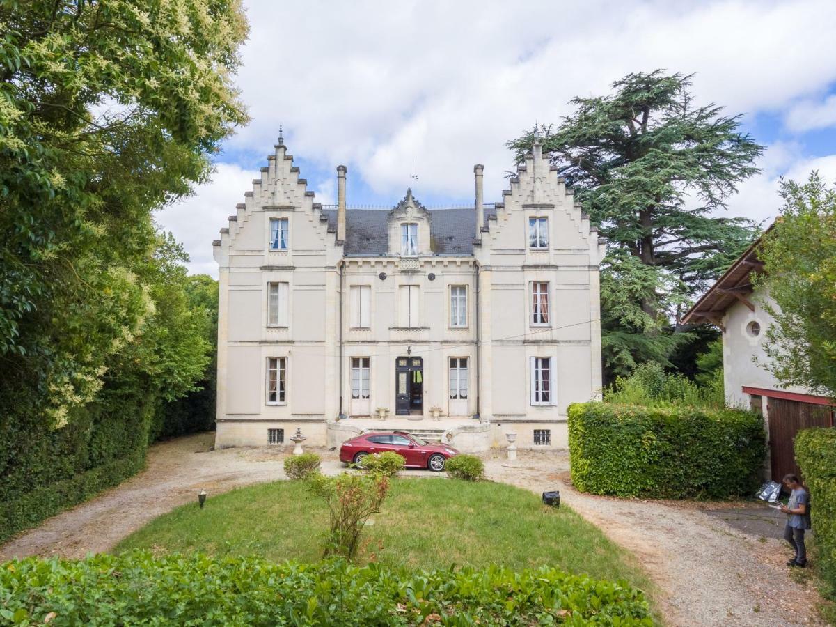 Chateau Le Parc De Mirambeau Hotel Mirambeau  Exterior photo